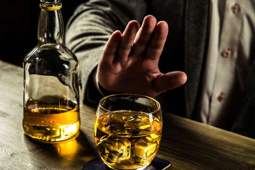 თუ ალკოჰოლს არ სვამთ, ნაადრევი სიკვდილის რისკის ქვეშ ხართ - ახალი კვლევის შედეგი